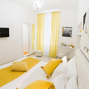 Camera standard con letto king size